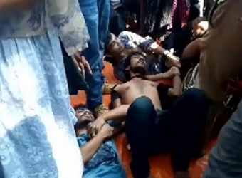  জাবিতে আন্দোলনকারীদের ওপর ছাত্রলীগের হামলা, ছাত্রীসহ আহত ২৫