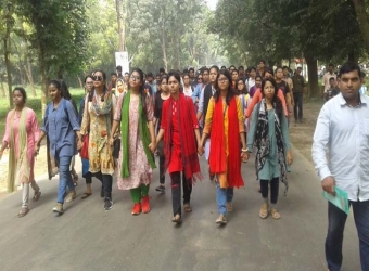  আন্দোলন চালিয়ে যাওয়ার ঘোষণা জাবি শিক্ষার্থীদের