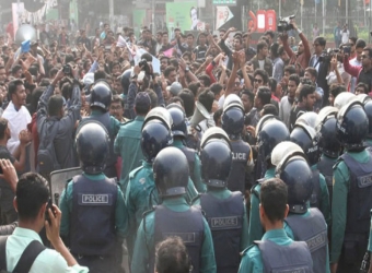 সিটির ভোটের তারিখ বদলের দাবিতে শাহবাগে শিক্ষার্থীদের ফের অবস্থান