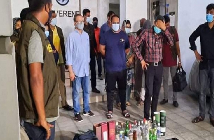 মাদক আইনে নাসির-অমিসহ ৫ জনের বিরুদ্ধে মামলা