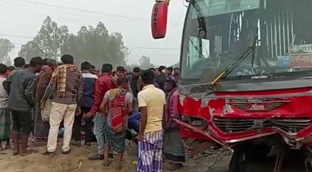 বগুড়ায় বাস-সিএনজির মুখোমুখি সংঘর্ষ, নিহত ৫
