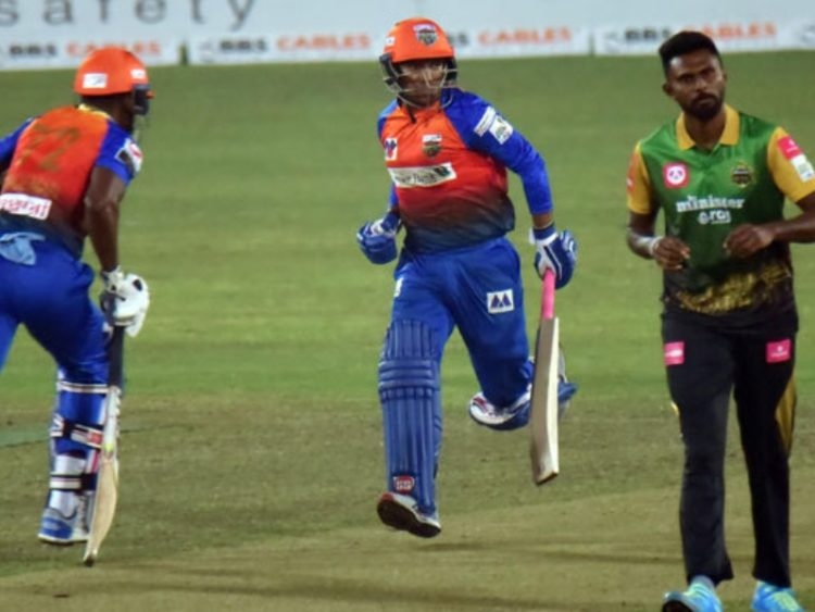 সিলেটকে উড়িয়ে দিয়েছে মুশফিকের খুলনা