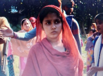 কান্না না থামায় যমজ সন্তানদের হত্যা করে পুকুরে ফেলেন মা!