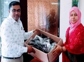 সেনবাগ পৌর মেয়রের উদ্যোগে মাস্ক বিতরণ