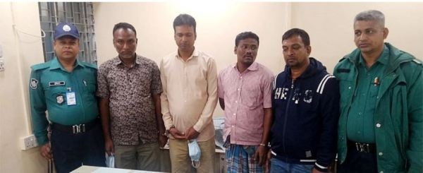 চট্টগ্রামে মাদক নিরাময় কেন্দ্রে জুয়ার আসর, গ্রেপ্তার ৪