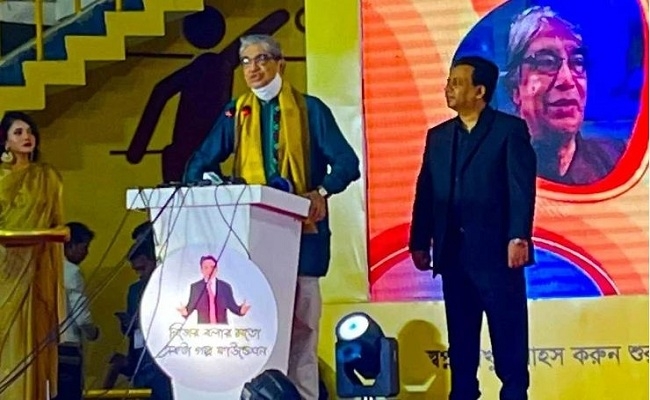 বাংলাদেশে তরুণদের জন্য সুযোগের দরজা খুলে গেছে: মোস্তাফা জব্বার