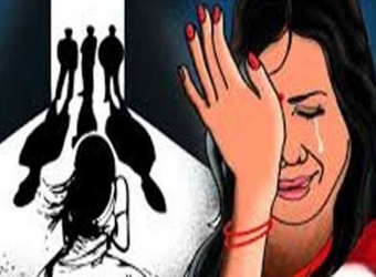 তরুণীকে তুলে নিয়ে দলবেঁধে ধর্ষণ