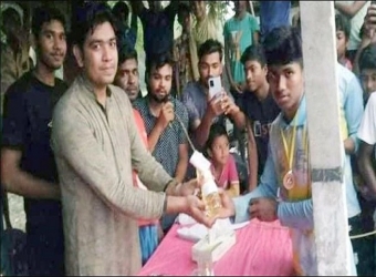 সেরা ক্রিকেটার পুরস্কার পেলেন সয়াবিন তেল