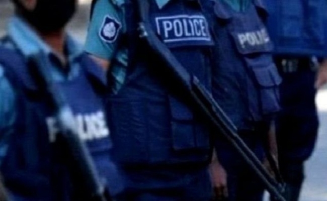 ঘুষ নেওয়ার অভিযোগে ২ পুলিশ কর্মকর্তা প্রত্যাহার
