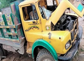 দুর্গাপুরে ট্রাকের ধাক্কায় শিশু নিহত