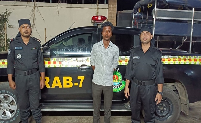 অন্তঃসত্ত্বা স্ত্রীকে হত্যার ৬ মাস পর স্বামী গ্রেপ্তার
