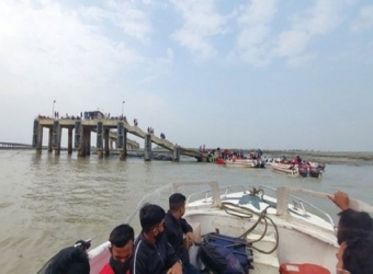 কালবৈশাখী ঝড়ে সন্দ্বীপে স্পিডবোট ডুবি, শিশুর লাশ উদ্ধার