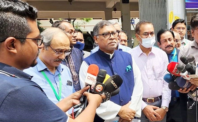 প্রতিবছর করোনা টিকা নিতে হবে কি না নিশ্চিত নয়: স্বাস্থ্যমন্ত্রী