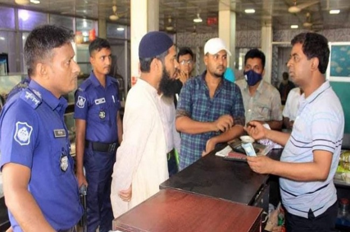 দুই বাটি লালশাকের দাম ২০০ টাকা রাখায় জরিমানা ৩ হাজার