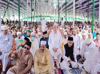 চট্টগ্রামে ঈদ ফিতারের জামাতে মুসল্লিদের ঢল