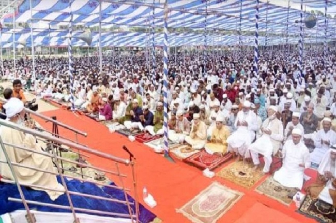খুলনায় যথাযোগ্য মর্যাদায় পবিত্র ঈদ-উল-ফিতর উদযাপিত