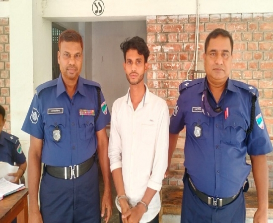 স্কুলছাত্রীকে অপহরণের দায়ে ১৪ বছরের জেল