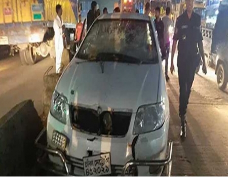 এবার র‌্যাব এর উপর হামলা চালালো ছাত্রলীগ নেতা  
