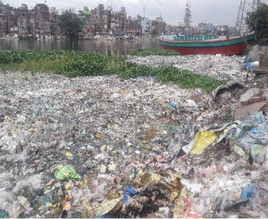 নদী দূষণে দায়ী ওয়াসা