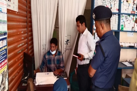 চুয়াডাঙ্গার জীবননগরে ভুয়া চিকিৎসকে জরিমানা
