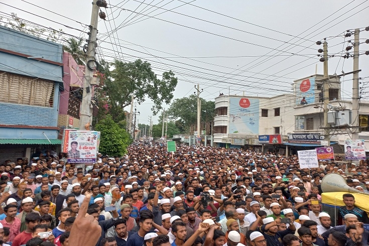 মহানবী(স)কে কটূক্তির প্রতিবাদে আলমডাঙ্গাতে বিক্ষোভ