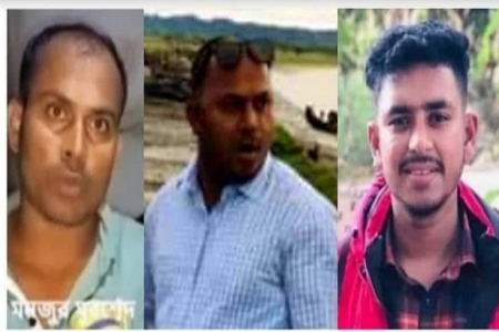 কক্সবাজারে প্রকাশ্যে অস্ত্র মহড়া, নিরাপত্তাহীনতায় অসহায় পরিবার