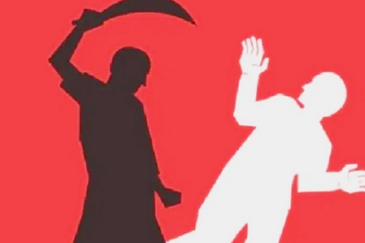  বড় ভাইকে কুপিয়ে জখম করল ছোট ভাই