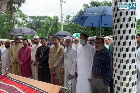 নোয়াখালী প্রতিদিন সম্পাদক রফিকুল আনোয়ারের দাফন সম্পন্ন