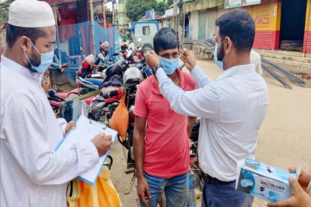  নেত্রকোনায় মাস্ক না পরায় জরিমানা