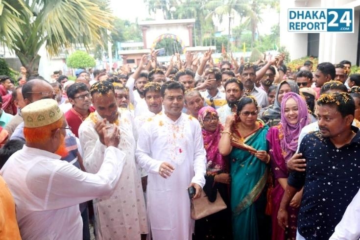 মেহেরপুরে নির্বাচিত পৌর মেয়র ও কাউন্সিলরদের সংবর্ধনা