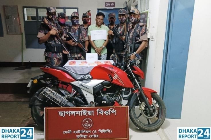 মিরসরাইয়ে ৮ হাজার ৬ শ পিস ইয়াবাসহ কারবারি আটক