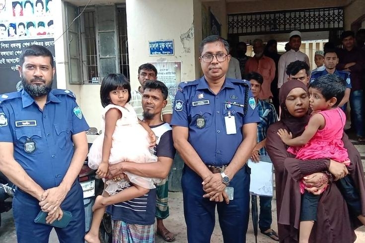 ঋণের টাকা পরিশোধ করতে সন্তান বিক্রি