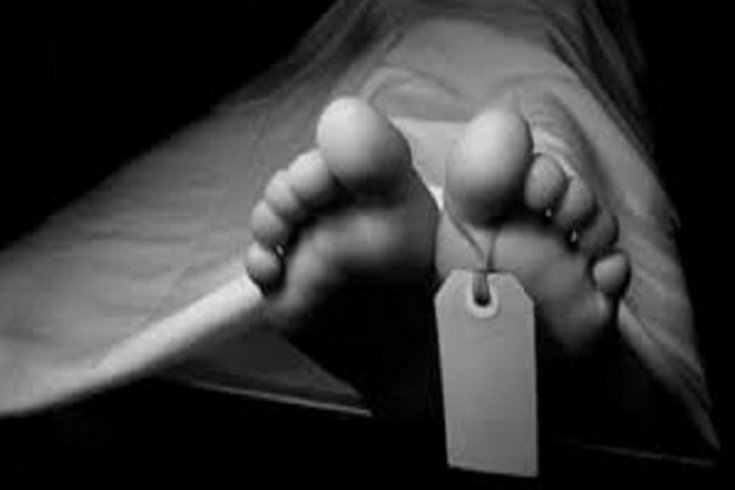 পুকুর থেকে হাত-পা ও কোমরে ইট বাঁধা এক নারীর মরদেহ উদ্ধার