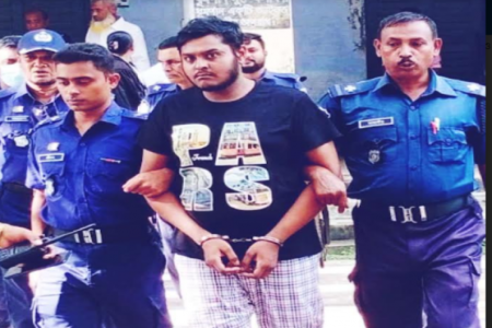 নিজের ফেসবুক আইডি থেকে মহানবীকে (সাঃ) কটূক্তি করে আকাশ 