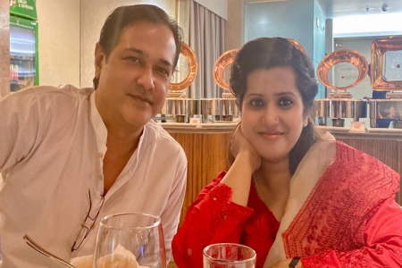 অবশেষে ভাঙল তাদের মান-অভিমান