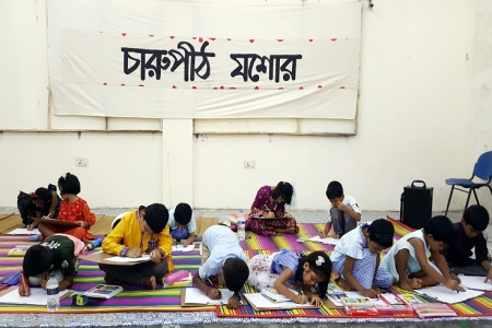 এস এম সুলতানের জন্মবার্ষিকী উপলক্ষে নড়াইলে শিশুদের আর্টক্যাম্প