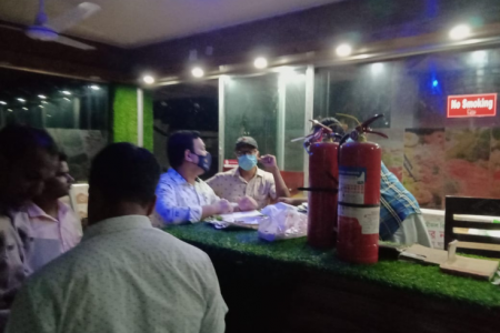 সরকারী নির্দেশনা অমান্য করায় জরিমানা