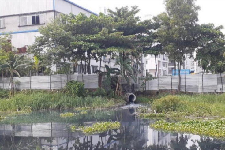 গাজীপুরে কারখানার বিষাক্ত পানিতে জন-জীবন ও প্রকৃতিতে চরম বিপর্যয়