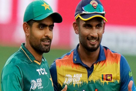 টস জিতে ফিল্ডিংয়ে পাকিস্তান