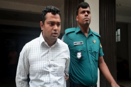 হাসপাতালে রোগীকে যৌন হেনস্থার অভিযোগে চিকিৎসক গ্রেফতার