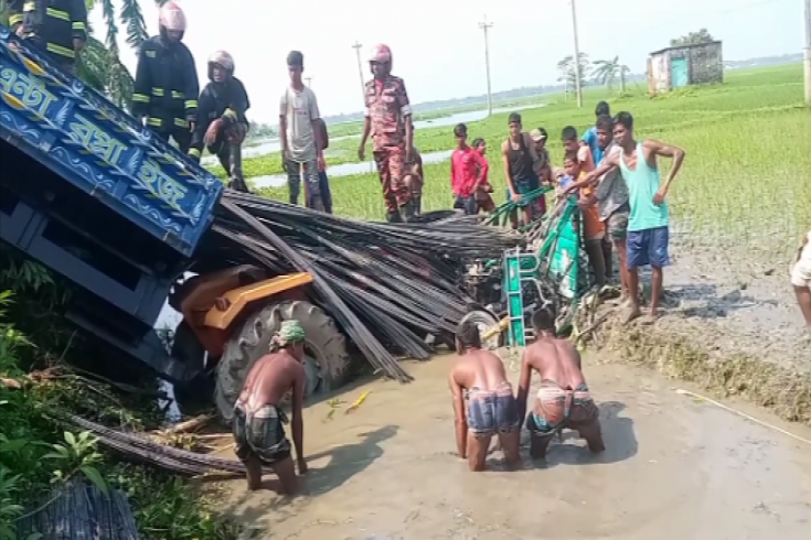 বাড়ি ফেরার পথে এসএসসি পরীক্ষার্থীসহ সাত জন আহত 
