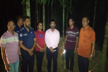 অবৈধভাবে বালু উত্তোলন বন্ধে বাঁশখালী উপজেলায় ভ্রাম্যমাণ আদালতের অভিযান