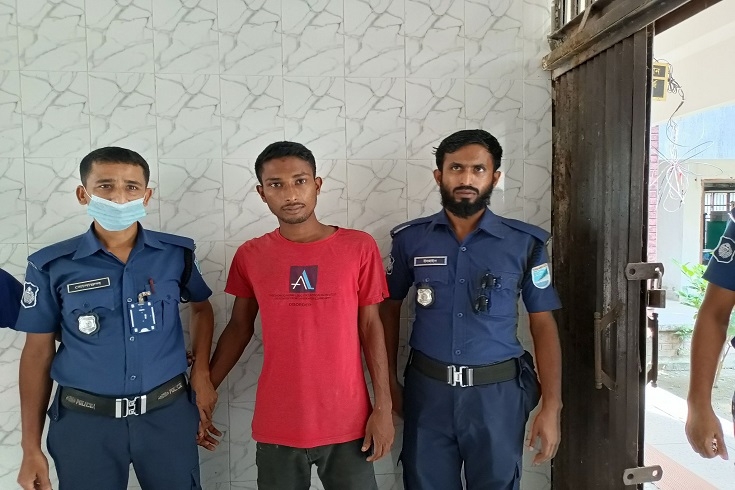 ফরিদপুরে পাচারকালে ৬ হাজার কেজি সরকারি চাল জব্দ