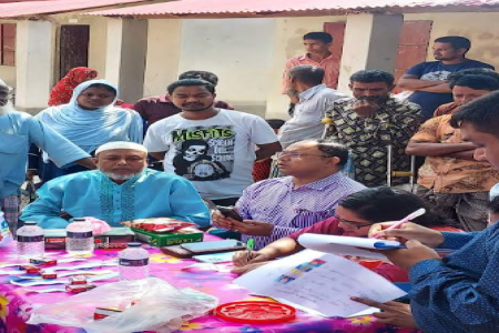 শ্রীপুরে প্রধানমন্ত্রীর আশ্রয়ন প্রকল্পের ঘরের চাবি ৩৫টি পরিবারকে হস্তান্তর