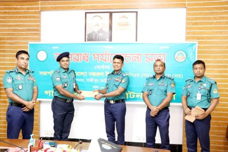 টঙ্গীতে শ্রেষ্ঠত্ব পুরস্কার পেলেন এস, আই ইয়াসিন আরাফাত