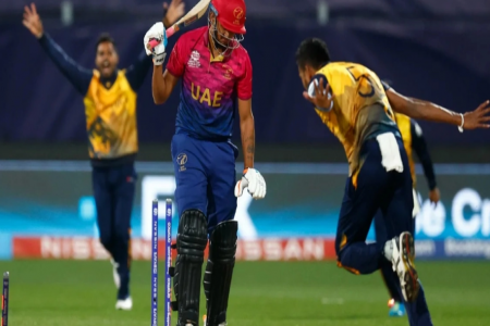 আমিরাতকে উড়িয়ে সুপার টুয়েলভের শ্রীলঙ্কা