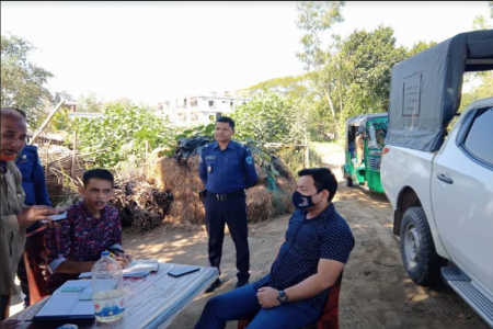 অবৈধভাবে মাটি উত্তোলন করায় সাতকানিয়ায় ২ লক্ষ টাকা জরিমানা