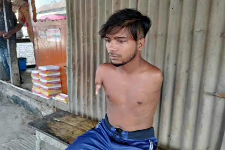 পা দিয়ে লিখে এইচএসসি পরীক্ষা সম্পন্ন”  জীবন যুদ্ধে হার না মানা জসিম