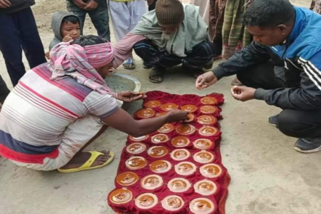 নগরকান্দায় তৈরী হচ্ছে খাঁটি খেজুরের গুড়