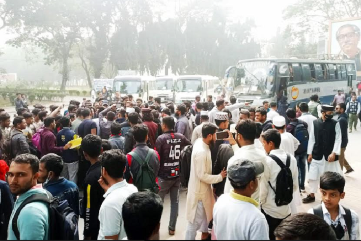 ইবিতে খেলোয়াড়দের আন্দোলন, প্রধান ফটকে তালা